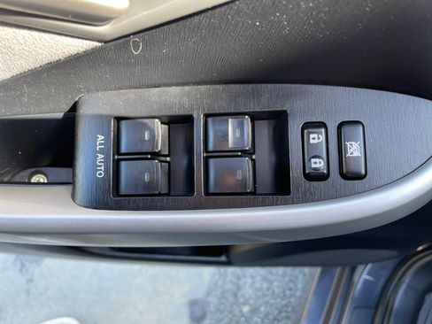 Used 2015 Toyota Prius Two FWD image 17
