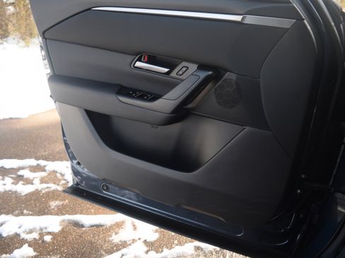 Used 2024 MAZDA CX-50 AWD 2.5 S w/ Cargo Package image 19