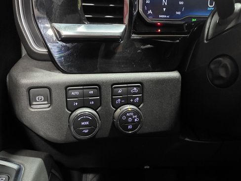 Certified 2022 Chevrolet Silverado 1500 High Country w/ Max Trailering Package image 33