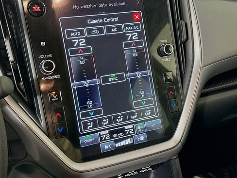 Used 2024 Subaru Crosstrek 2.0i Premium image 21