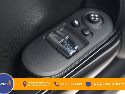 Used 2022 MINI Cooper SE image 17