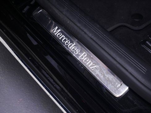 Used 2025 Mercedes-Benz E 350 Sedan image 17