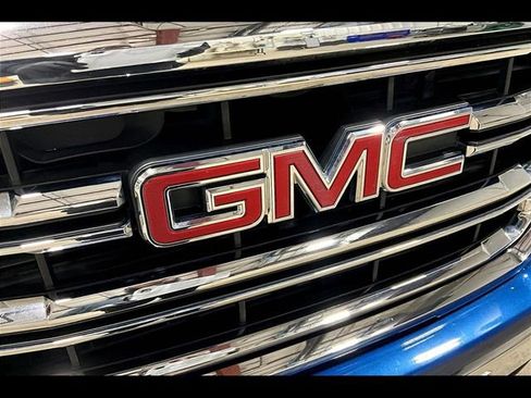 Used 2018 GMC Sierra 1500 SLT w/ SLT Premium Package image 29