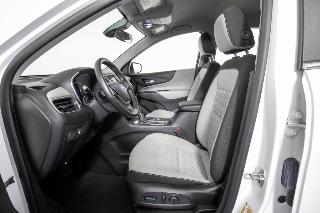 Used 2024 Chevrolet Equinox LT FWD image 9