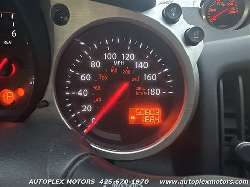 Used 2011 Nissan 370Z Touring w/ Sport Pkg image 14