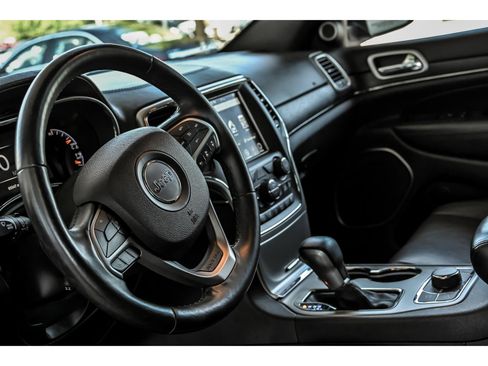 Used 2018 Jeep Grand Cherokee High Altitude AWD/4WD image 15
