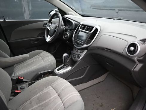 Used 2017 Chevrolet Sonic LT FWD image 20