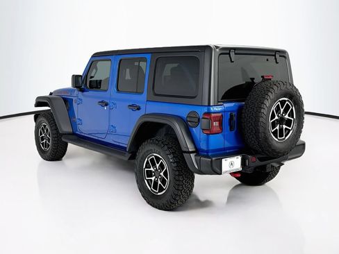Used 2024 Jeep Wrangler Unlimited Rubicon AWD/4WD image 7
