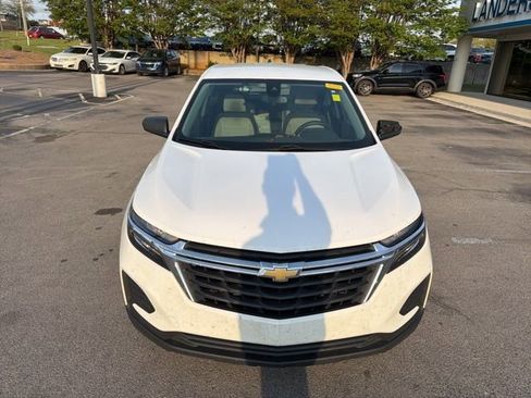 Used 2024 Chevrolet Equinox LS w/ Driver Confidence II Package image 10