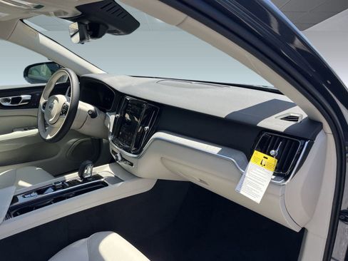 New 2026 Volvo V60 B5 Cross Country Plus w/ Protection Package Premier image 28