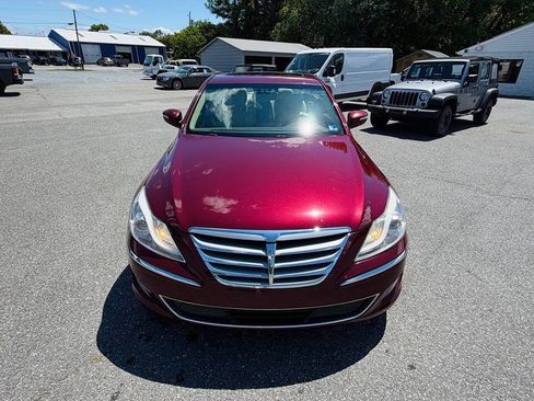 Used 2012 Hyundai Genesis 4.6 RWD image 7