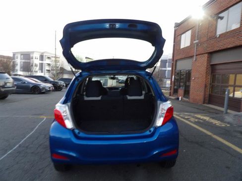 Used 2012 Toyota Yaris LE image 12