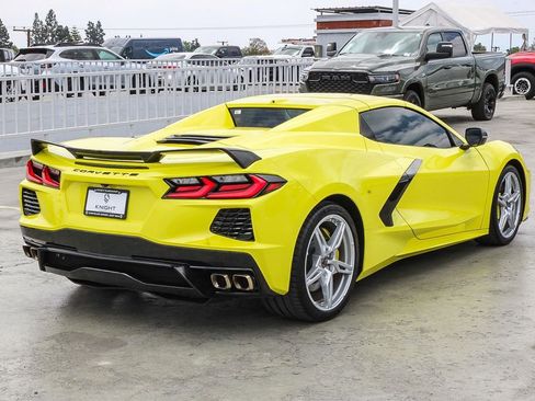 Used 2023 Chevrolet Corvette Stingray Premium Conv w/ Z51 Performance Package RWD image 9