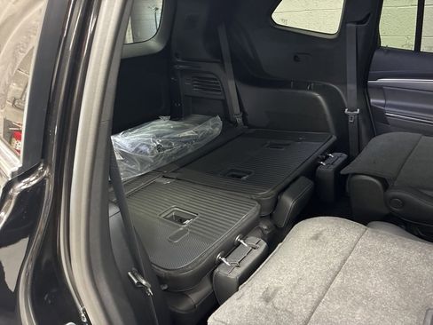 New 2026 Buick Enclave Preferred w/ Power Package image 12