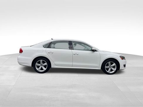 Used 2015 Volkswagen Passat 1.8T SE image 6