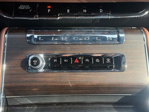 New 2026 Lincoln Aviator Reserve w/ Jet Appearance Package image 14