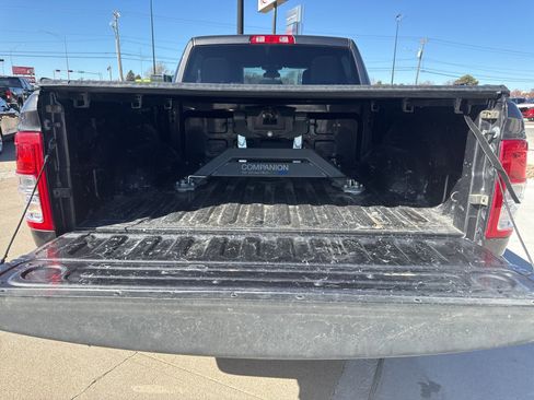 Used 2022 RAM 2500 Big Horn image 5