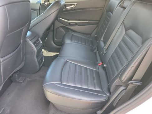 Used 2024 Ford Edge SEL AWD/4WD image 15