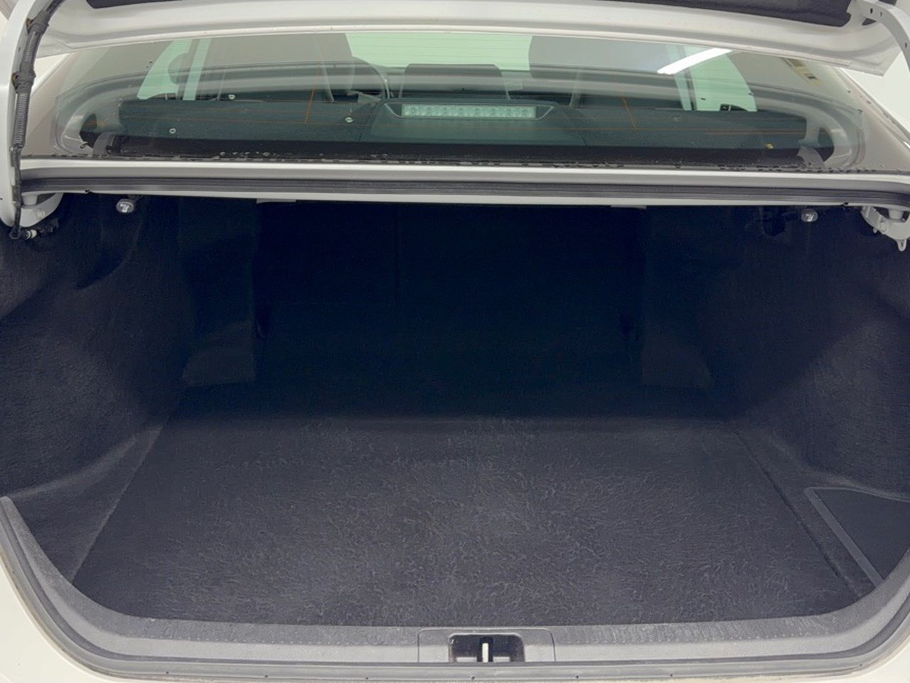 Used 2025 Toyota Camry SE FWD image 28