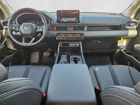 Used 2025 Honda Pilot EX-L image 15
