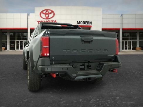 New 2026 Toyota Tacoma 4x4 Double Cab Hybrid image 10
