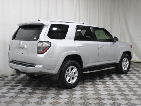 Used 2017 Toyota 4Runner SR5 image 26