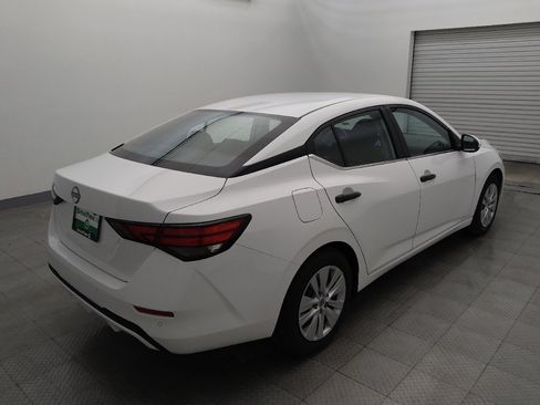 Used 2025 Nissan Sentra S image 9