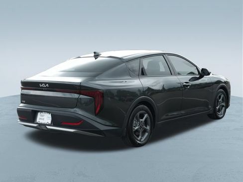 Used 2025 Kia K4 FWD image 8