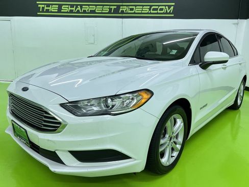 Used 2018 Ford Fusion SE FWD image 13