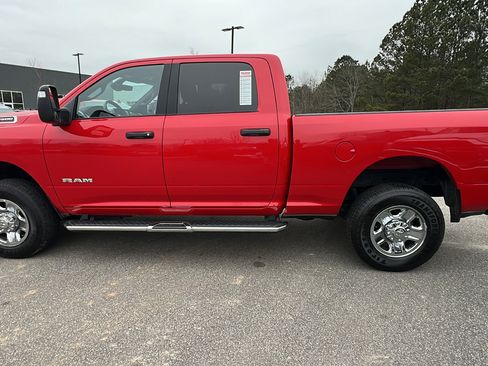 Used 2024 RAM 2500 Big Horn w/ Bed Utility Group image 11