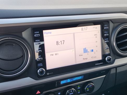 Used 2022 Toyota Tacoma SR5 image 17