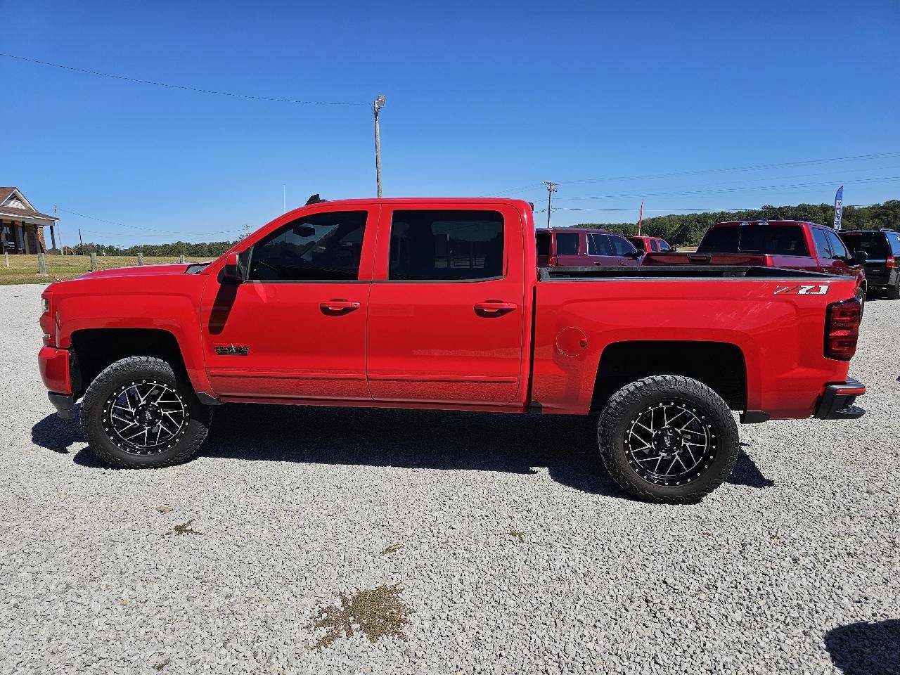 Used 2018 Chevrolet Silverado 1500 LT w/ Texas Edition AWD/4WD image 10