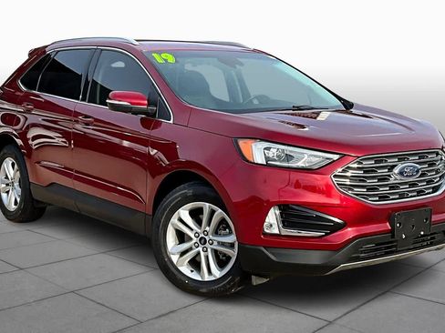 Used 2019 Ford Edge SEL w/ Equipment Group 201A image 3