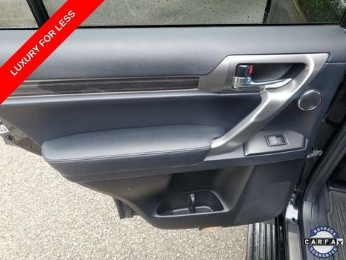 Used 2023 Lexus GX 460 Luxury w/ Accessory Package AWD/4WD image 8