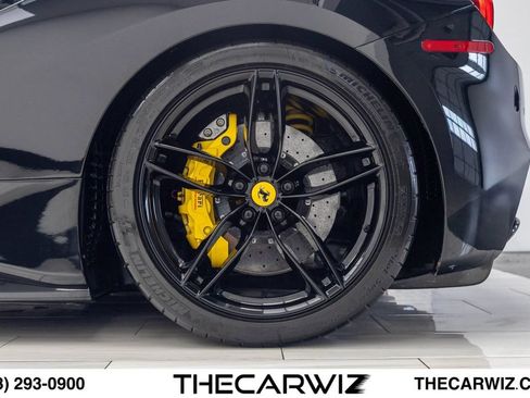 Used 2019 Ferrari 488 Spider RWD image 19