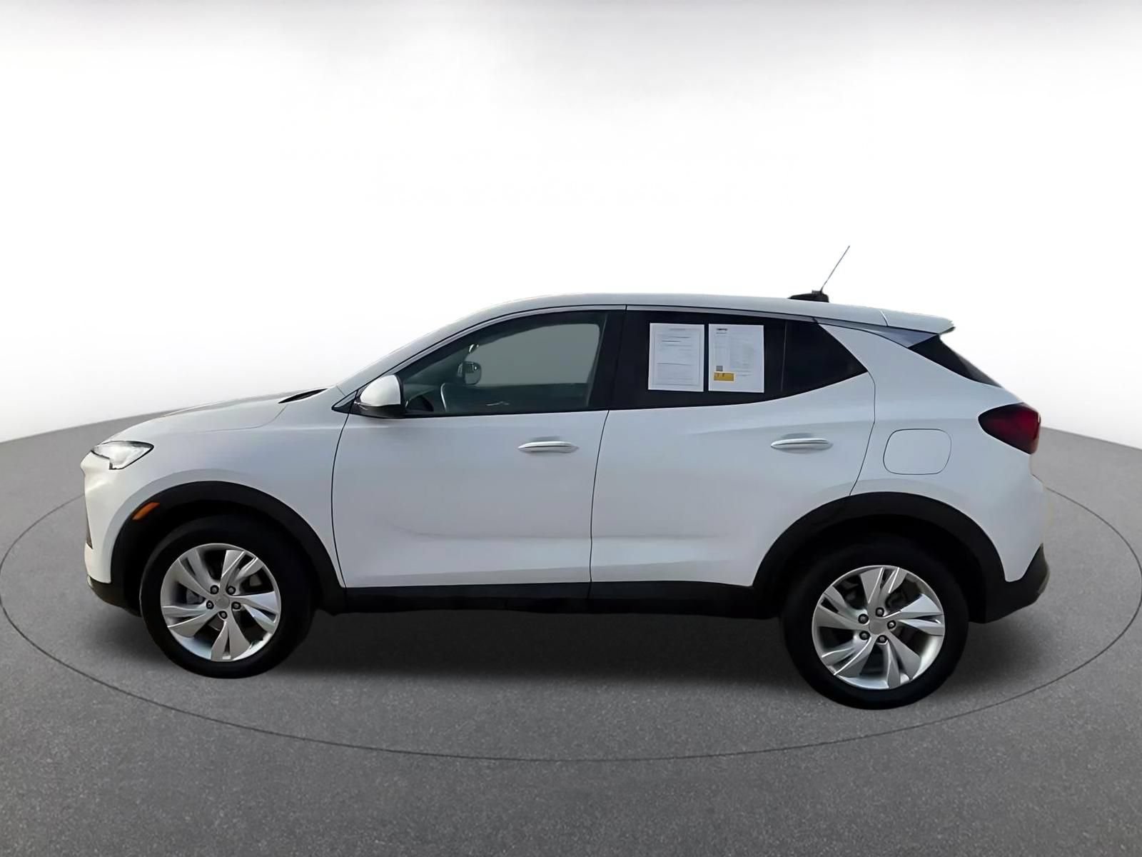Used 2026 Buick Encore GX Preferred AWD/4WD image 8