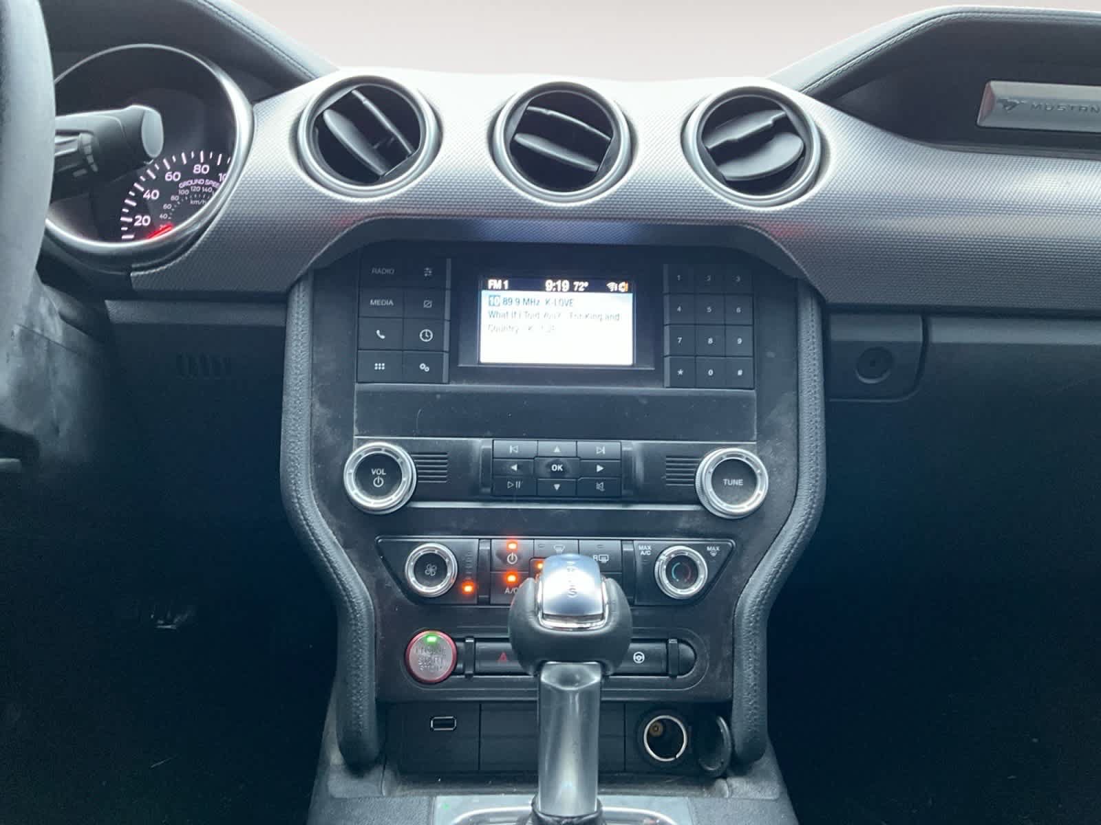 Used 2019 Ford Mustang GT RWD image 11