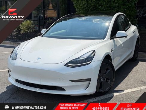 Used 2021 Tesla Model 3 Standard Range Plus RWD image 1