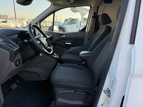 Used 2021 Ford Transit Connect XLT image 15