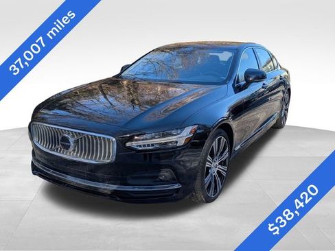 Certified 2023 Volvo S90 B6 Plus image 3