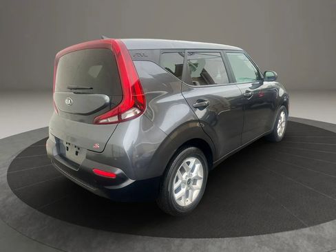 Used 2021 Kia Soul S FWD image 5