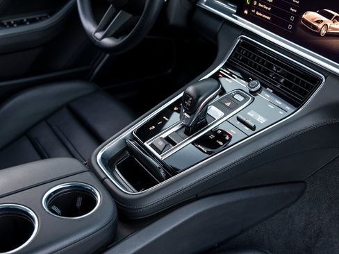 Certified 2023 Porsche Panamera image 55