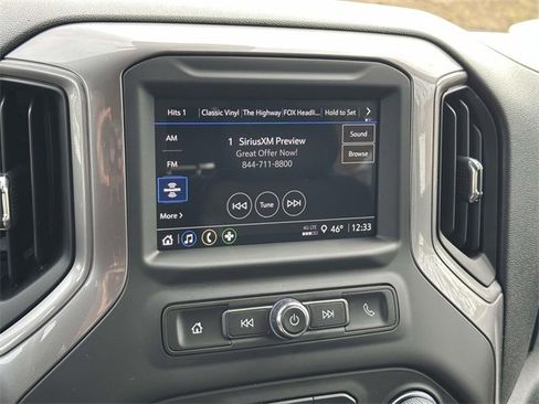 Used 2024 Chevrolet Silverado 1500 Custom image 9