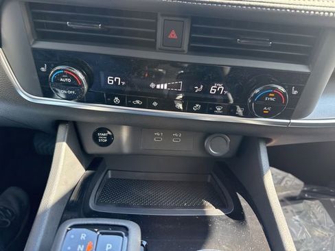 New 2026 Nissan Rogue SV w/ Cold Weather Package AWD/4WD image 17