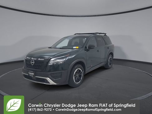 Used 2023 Nissan Pathfinder Rock Creek image 6