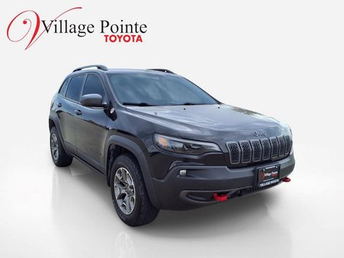 Used 2021 Jeep Cherokee Trailhawk AWD/4WD image 8
