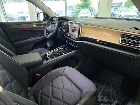 New 2026 Volkswagen Atlas SEL Premium R-Line image 35
