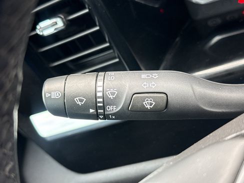 Used 2024 Chevrolet Silverado 1500 RST w/ Z71 Off-Road Package image 29