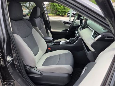 Used 2020 Toyota RAV4 XLE w/ All Weather Liner Package image 21