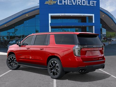 New 2026 Chevrolet Suburban RST AWD/4WD image 27